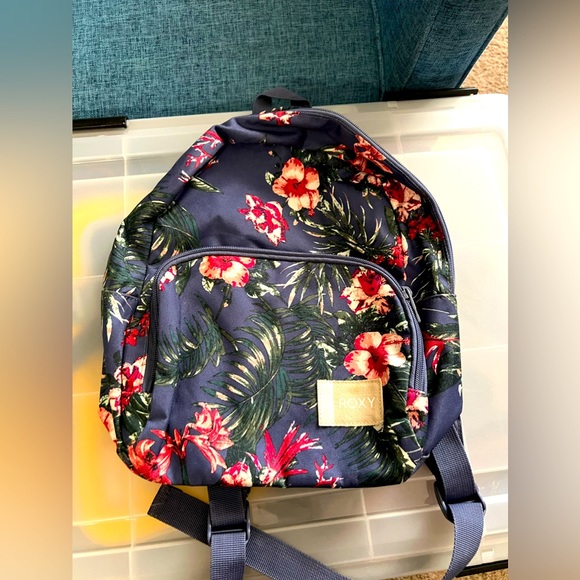 Roxy mini backpack blue & red‎ floral - Picture 1 of 4